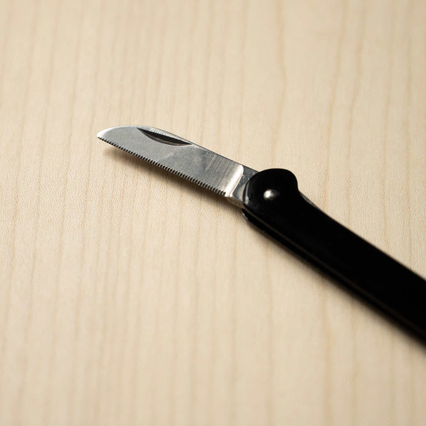 Cartailler Deluc serrated blade