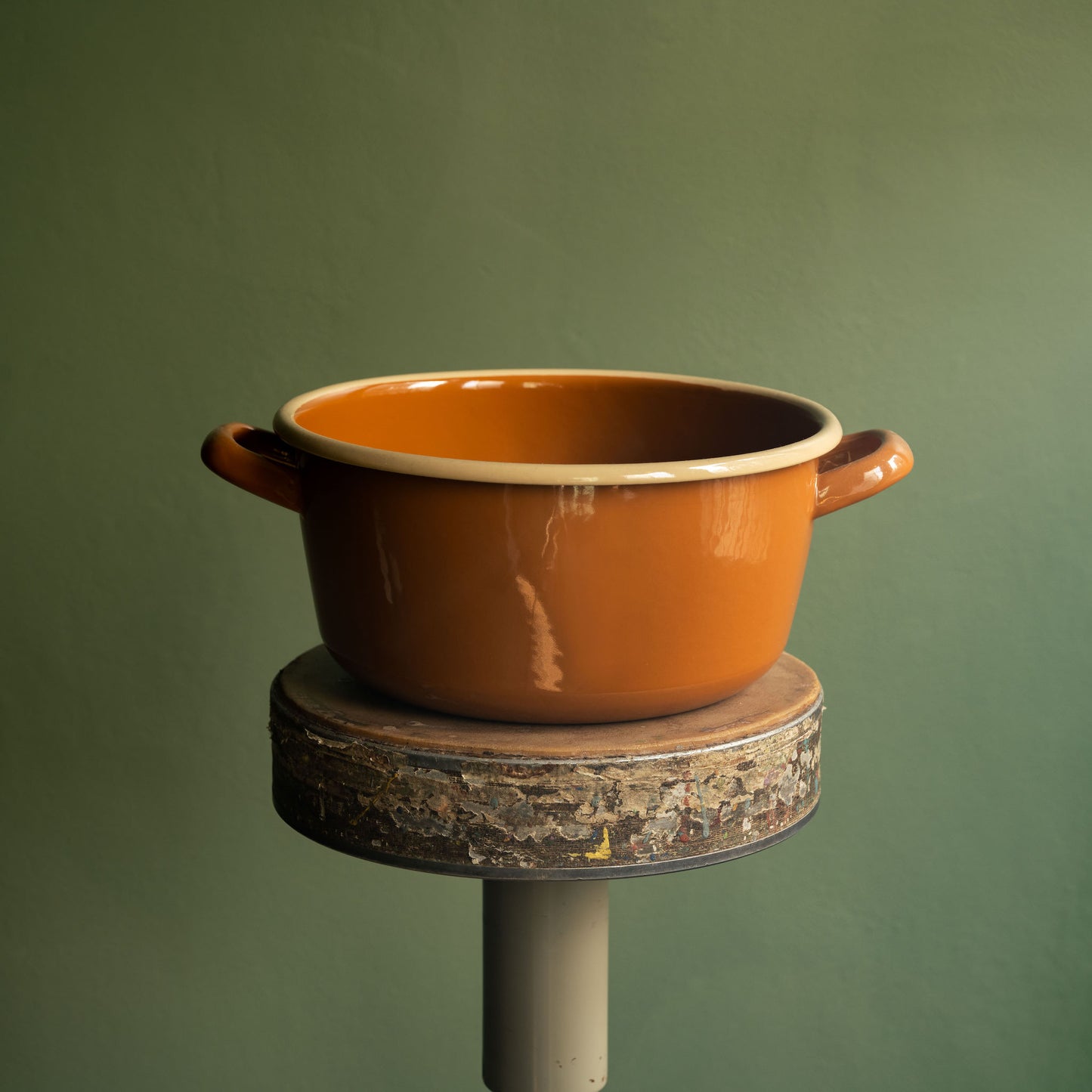 Enamel Round Lidded Pot without the lid