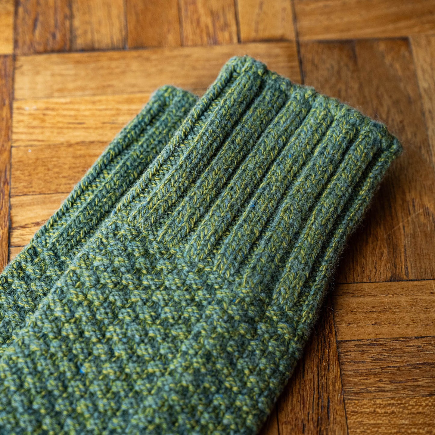 Cuff detail of Nishiguchi Kutsushita Moss Green Wool Boot Socks