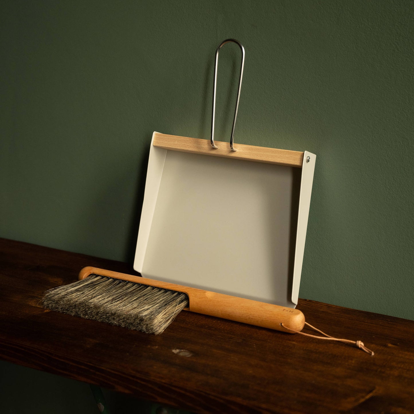 Turner & Harper Light Grey Steel Dustpan & Brush