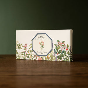 Carriere Freres Damask Rose Botanical Palet presentation box