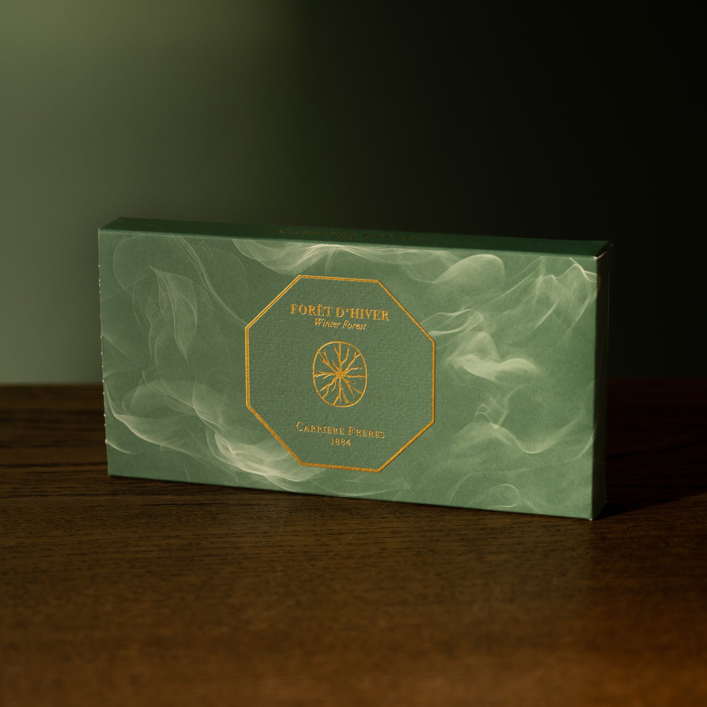 Carrière Frères Winter Forest Botanical Palet presentation box. 