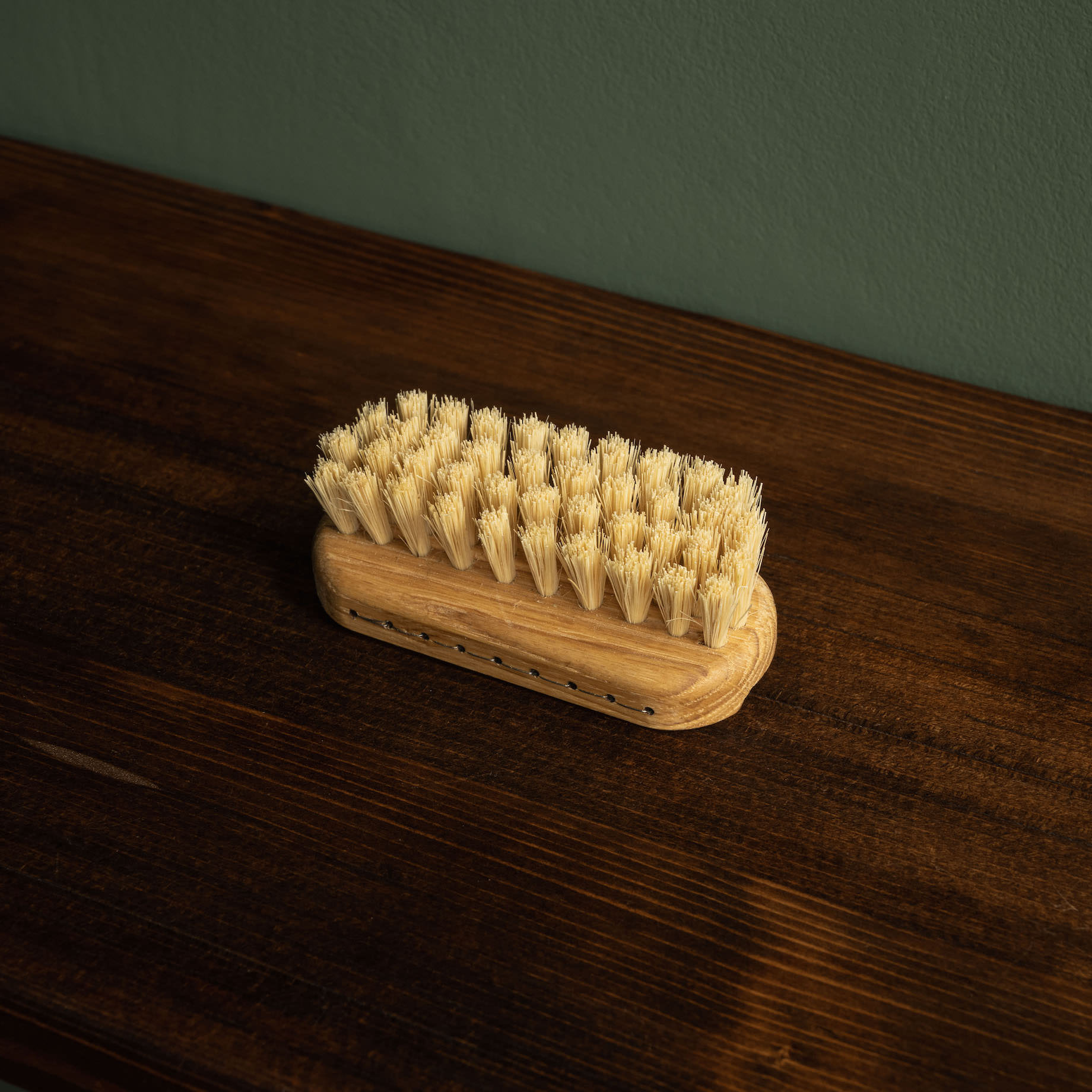 Iris Hantverk Nail Brush Edinburgh Mercantile