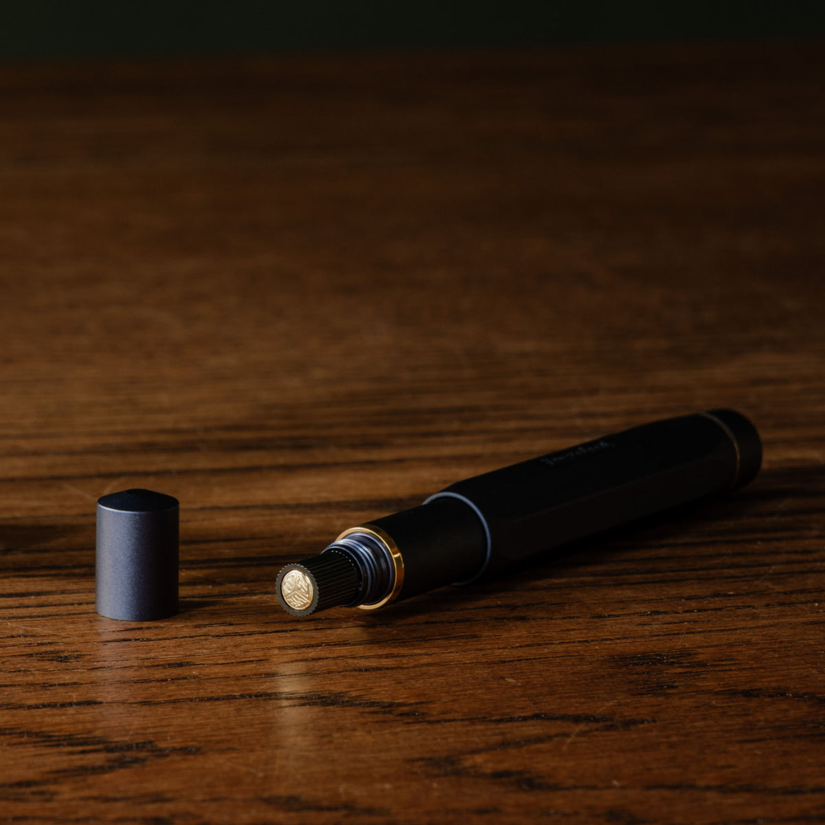Close up of Kaweco Piston Sport AL filling mechanism. 