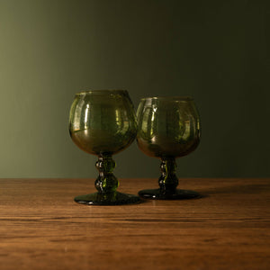 La Soufflerie Red Wine Glass in green recycled glass