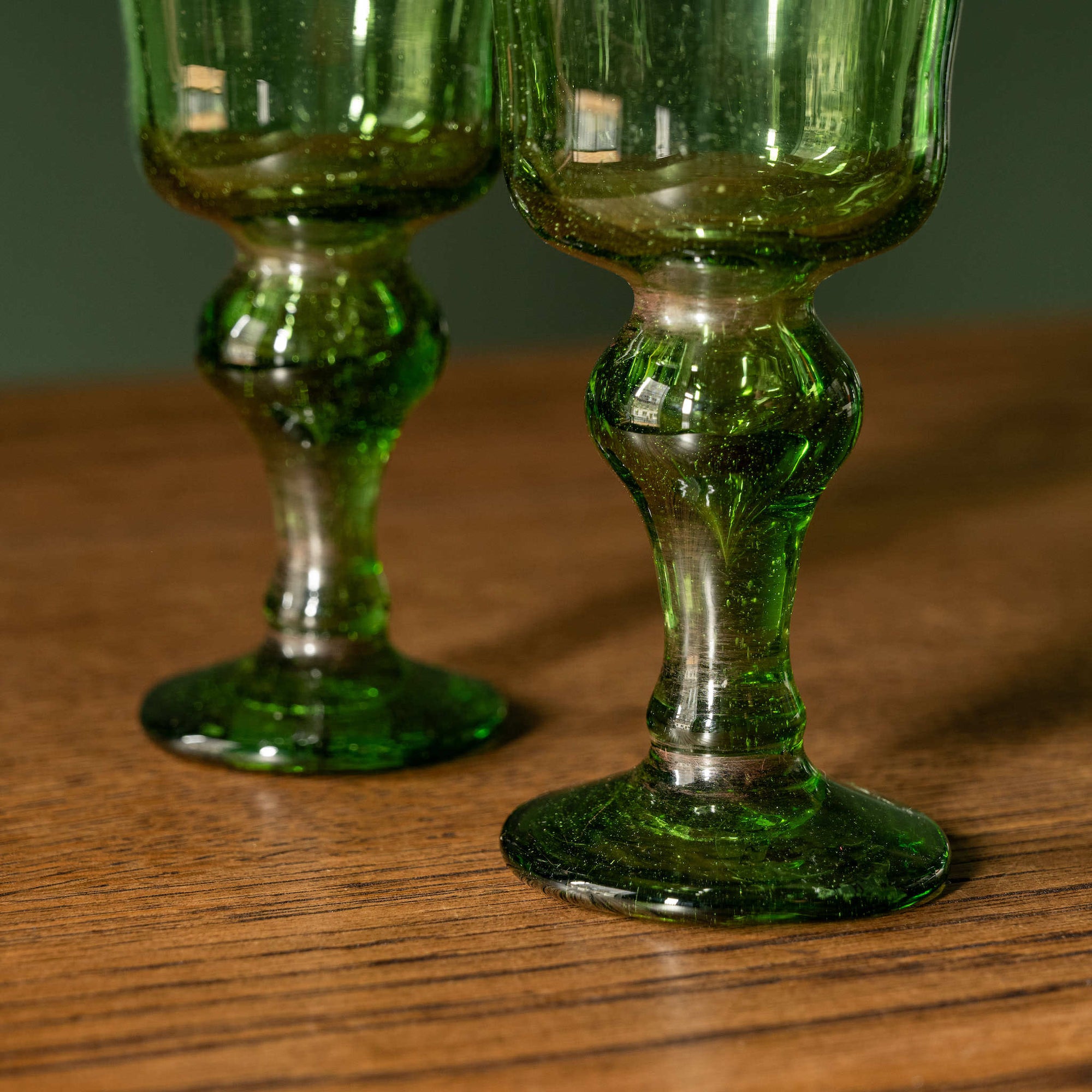 La Soufflerie White Wine Glass stem & base in green recycled glass
