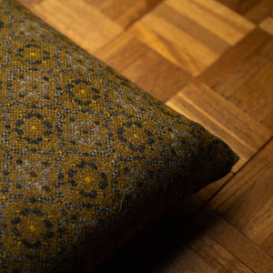 Melin Tregwynt Vintage Rose Welsh Cushion colour and yarn detail