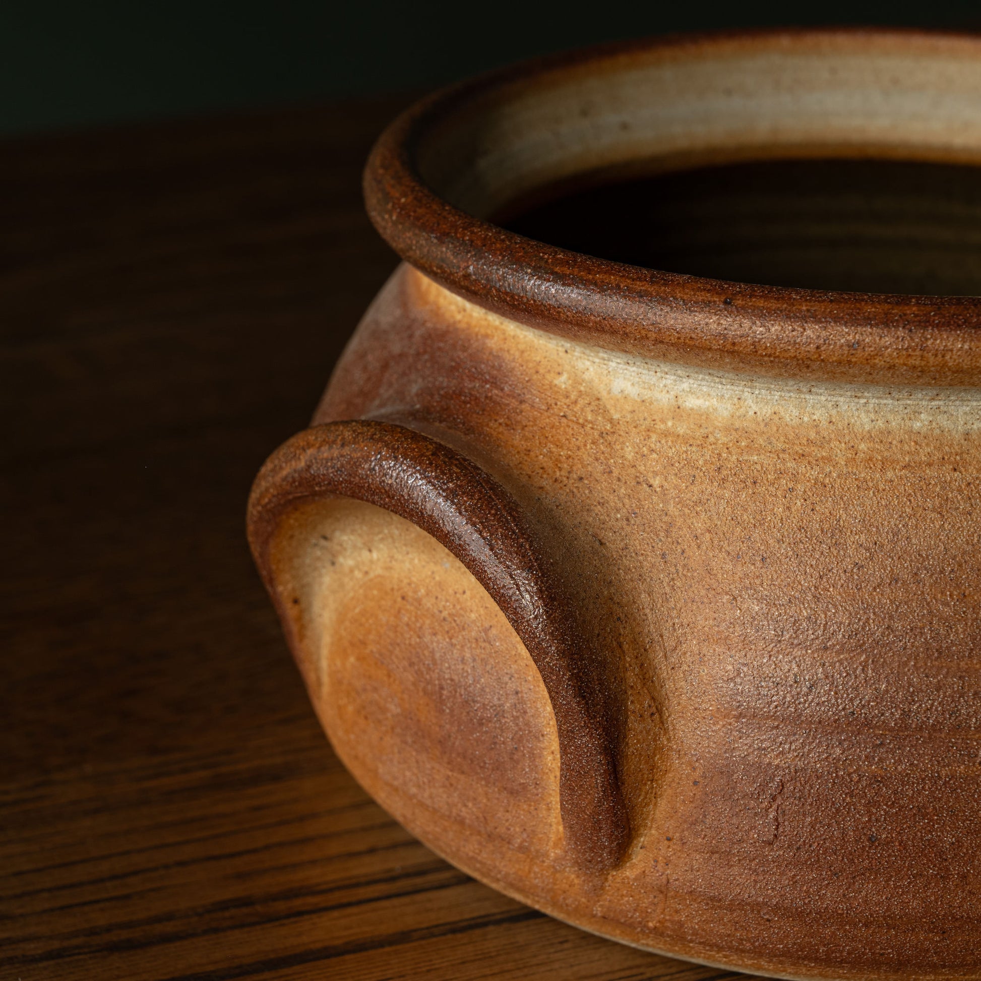 Muchelney Pottery Large Squat Casserole Pot without lid.