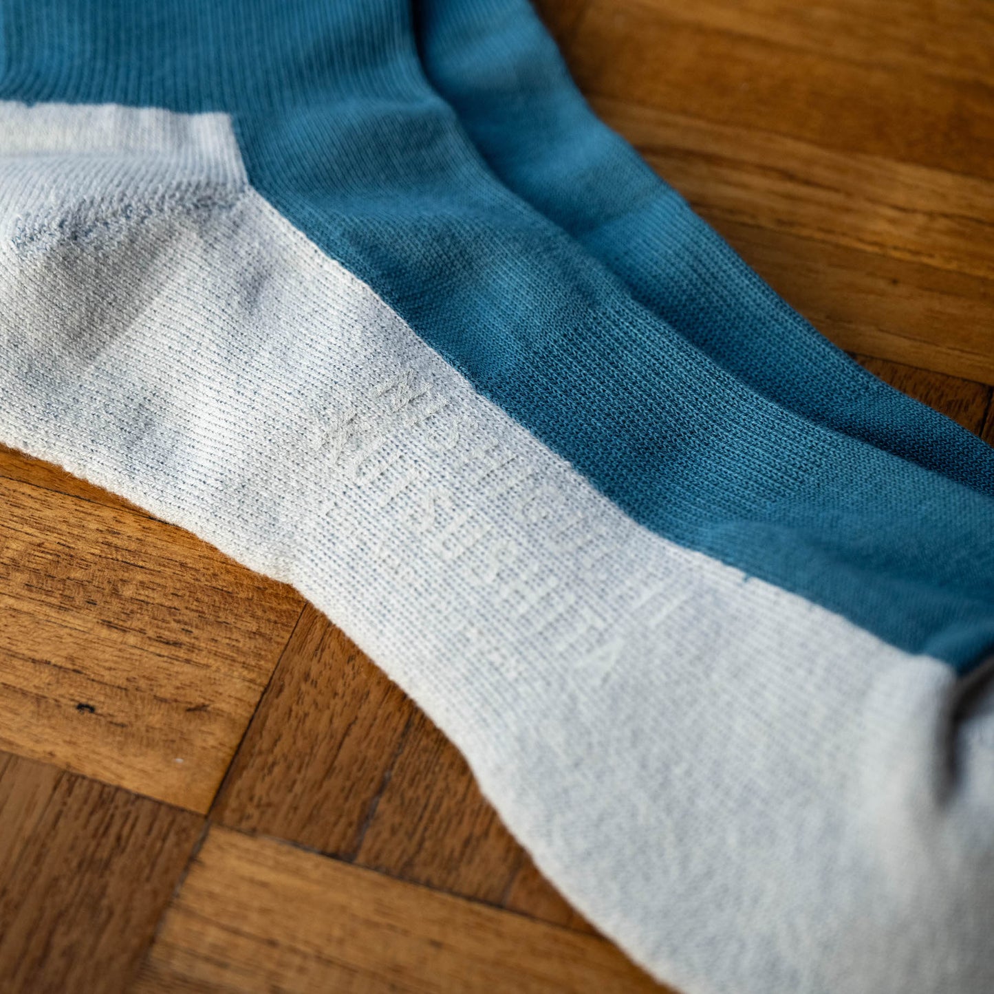 Nishiguchi Kutsushita Lake Blue Cotton Cashmere Walking Socks cushioned underside