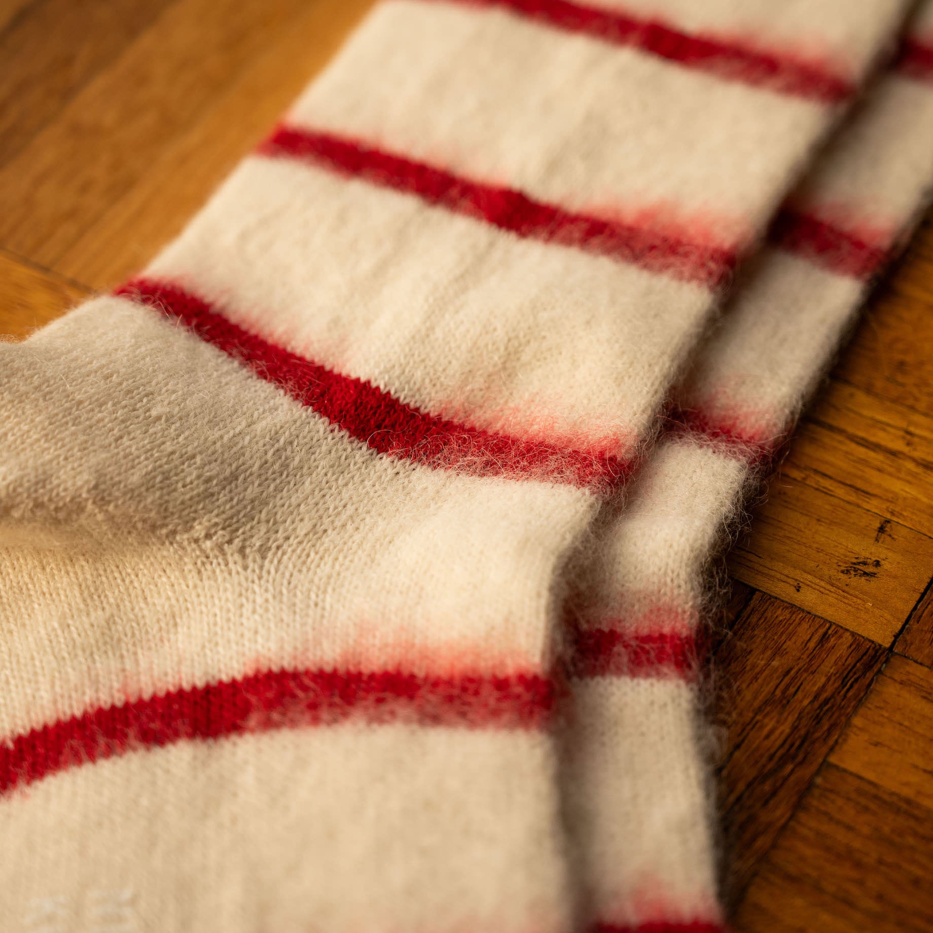 Colour & yarn detail for Tower White Nishiguchi Kutsushita Mohair & Wool Border socks