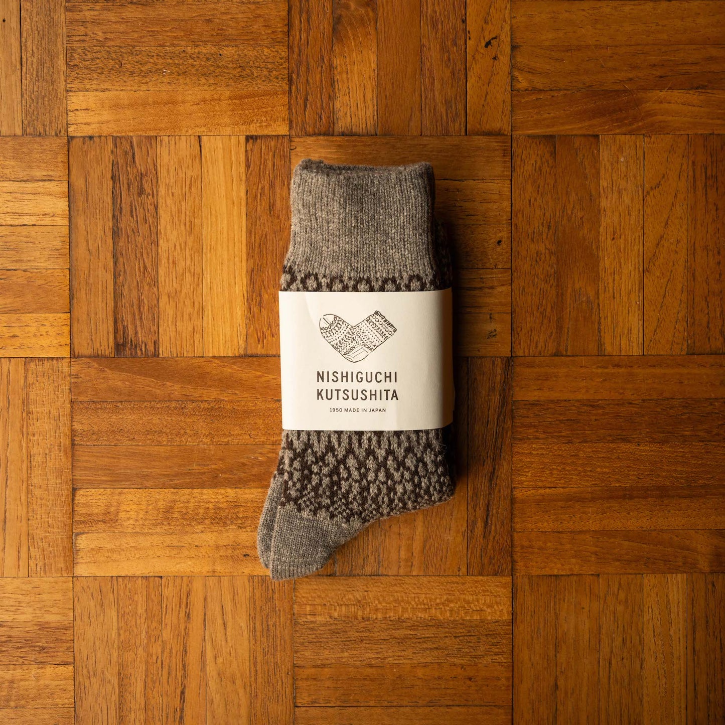Nishiguchi Kutsushita Grey/Brown Wool Jacquard Socks with logo band