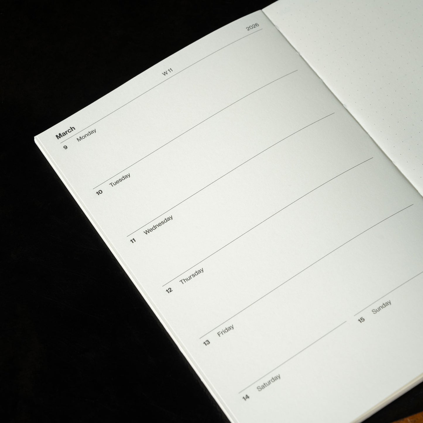 Yuzu Planner Calendar page showing a week's schedule with days of the week labeled.