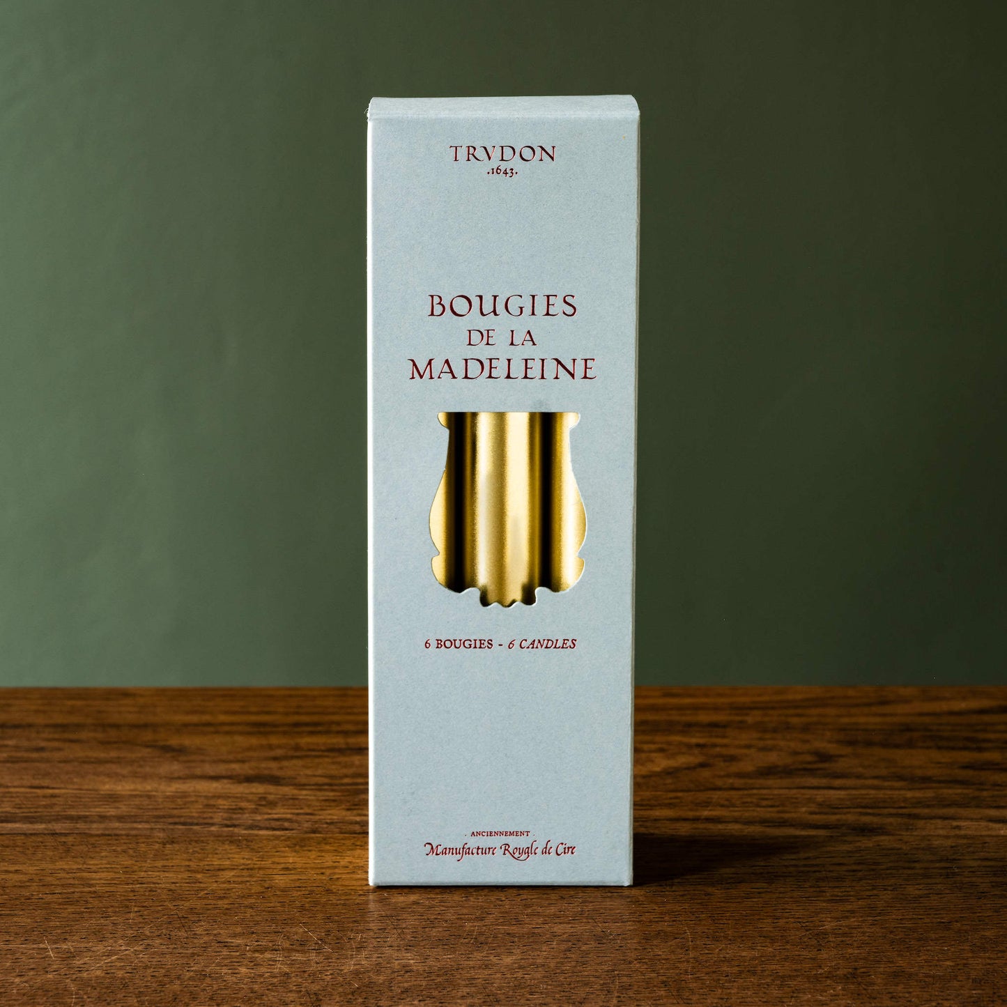 Box of gold Trudon Madeleine Taper candles 