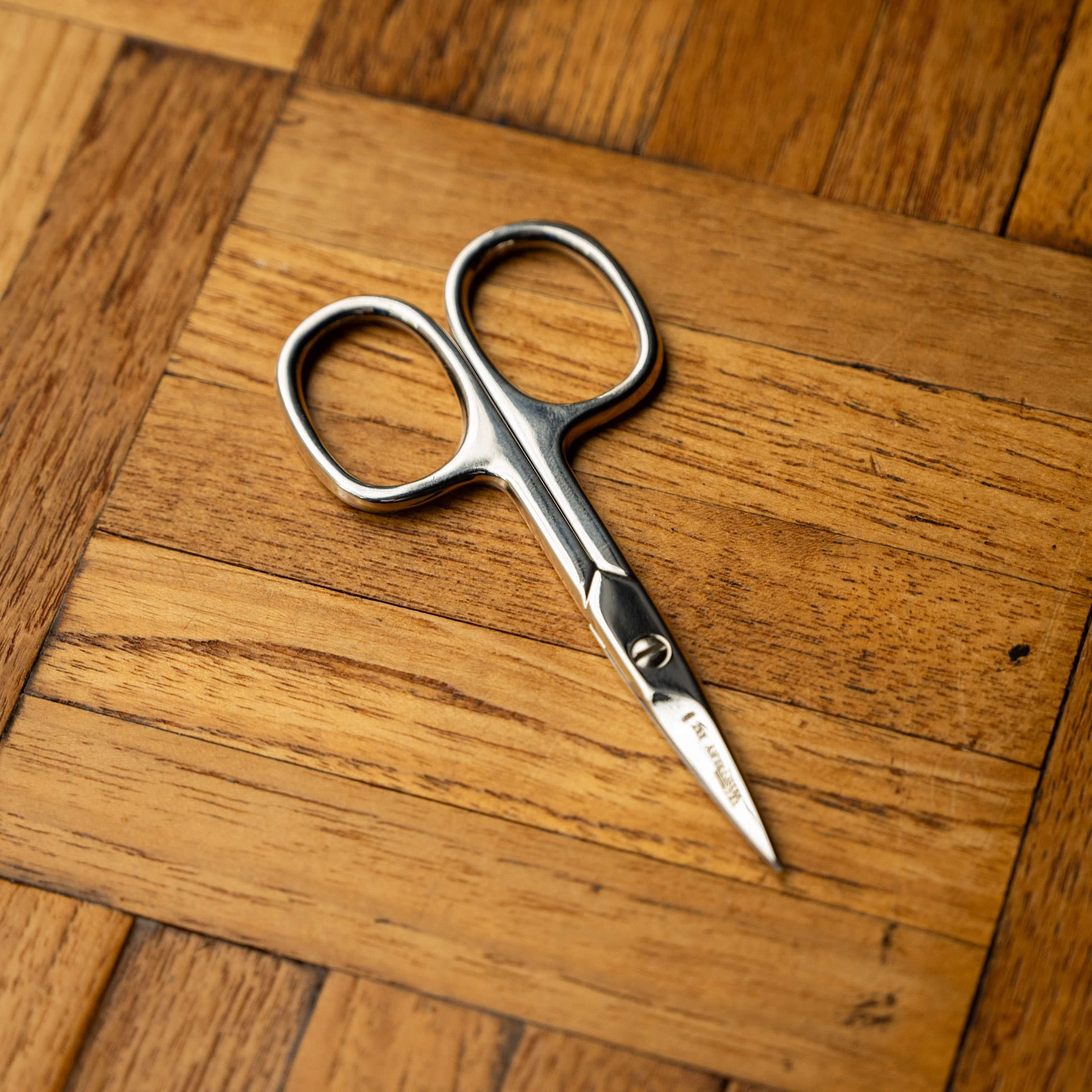 William Whiteley Straight Nail Scissors