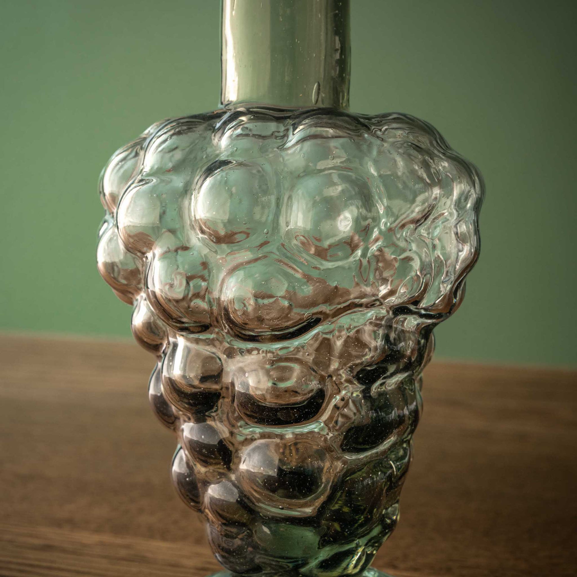 La Soufflerie Bacchus Vase body close up